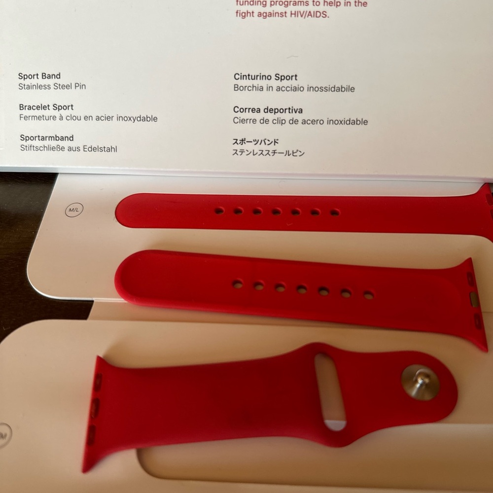 3 Apple iWATCH bands, 40mm, near new, clean box included. 1 New Vera Wang 40mm